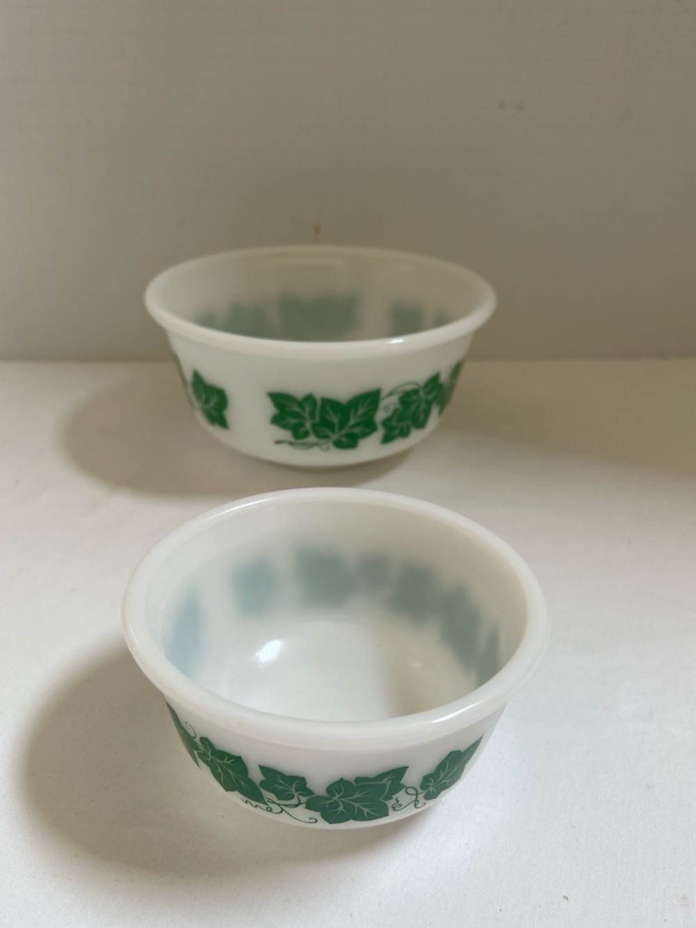 Vintage Hazel Atlas Milk Glass Ivy Mixing Bowls (2) Green White 6 3/4" 4 3/4"